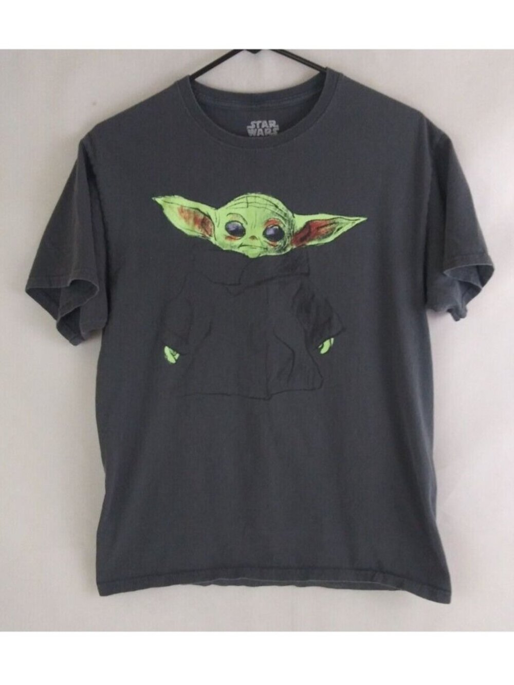 Star Wars Mad Engine Dark Gray Unisex T-Shirt Baby Grogu Design Size Medium